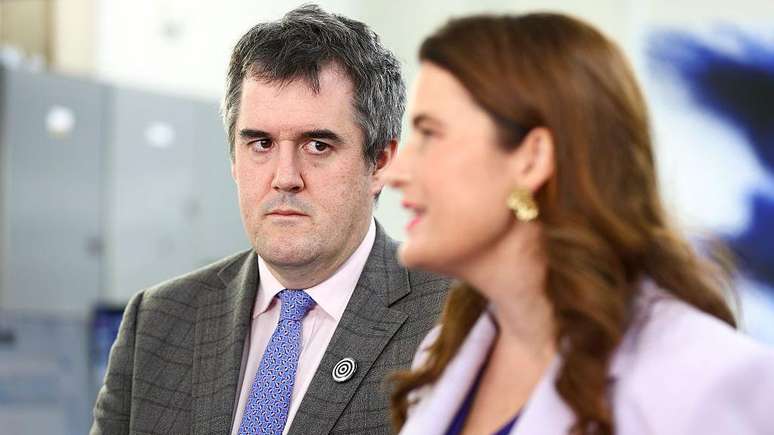 O ministro da Habita&ccedil;&atilde;o, Chris Bishop, afirma que seu governo est&aacute; revertendo a situa&ccedil;&atilde;o