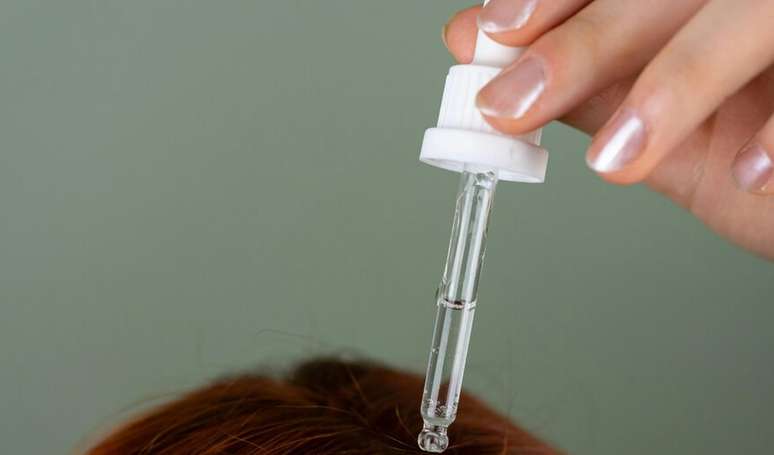 Tr&ecirc;s cabeleireiros falam sobre o &oacute;leo de &aacute;rgan para o cabelo e concordam que ele &eacute; um grande aliado para nutrir e reparar.