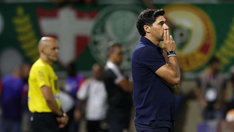 Abel Ferreira durante jogo do Palmeiras no Paulist&atilde;o &ndash;
