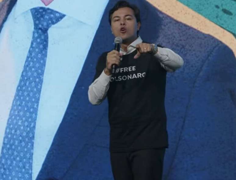 Advogado Jeffrey Chiquini durante evento de pr&eacute;-candidatura de Romeu Zema (Novo) ao Planalto.