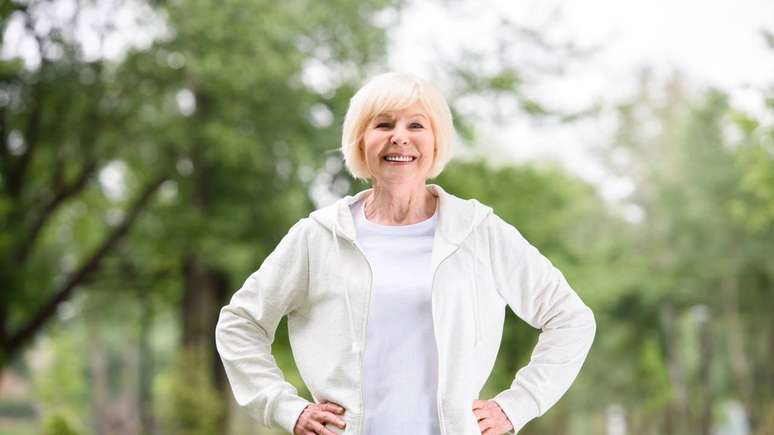 Especialistas destacam que a associa&ccedil;&atilde;o n&atilde;o prova causa e efeito, mas amplia a discuss&atilde;o sobre envelhecimento saud&aacute;vel &ndash; depositphotos.com / IgorVetushko