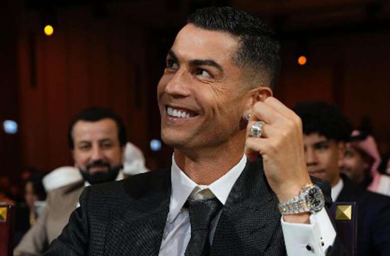 Presen&ccedil;a do astro portugu&ecirc;s a bordo da aeronave n&atilde;o foi confirmada