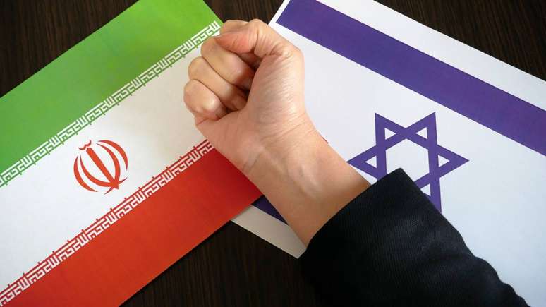 Ir&atilde; x Israel &ndash; depositphotos.com / LessLemon