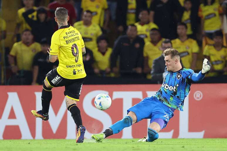 L&eacute;o Linck falha em gol do Barcelona-EQU &ndash;