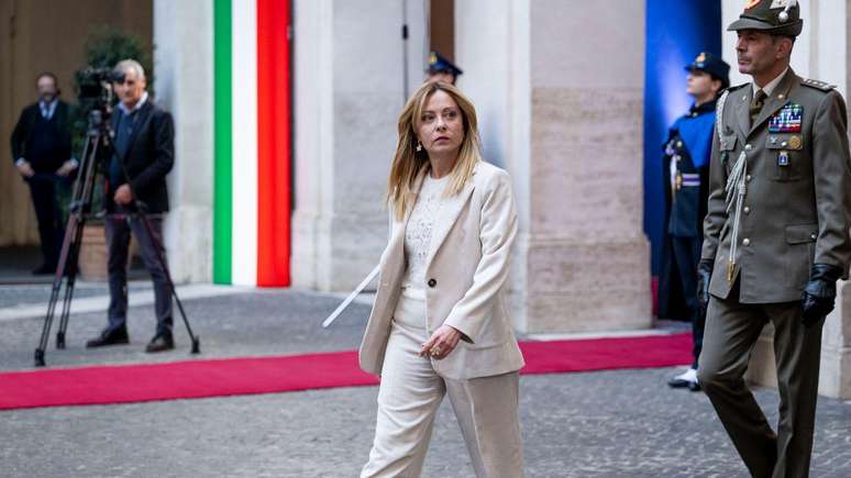 Giorgia Meloni é uma das poucas líderes na Europa a ter uma relação verdadeiramente próxima com o presidente Trump