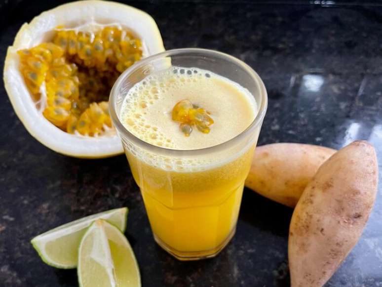 Suco de batata yacon com maracuj&aacute;