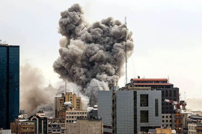 సోమవారం (2/3) టెహ్రాన్‌లో పేలుడు