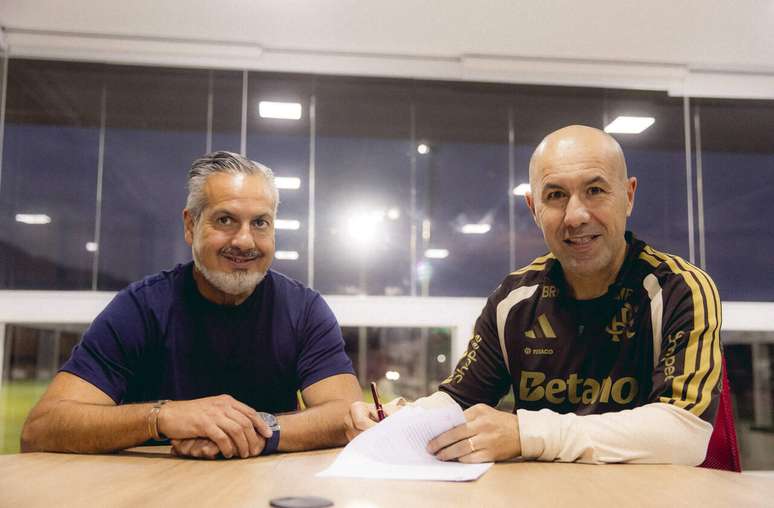 Leonardo Jardim (dir.) &eacute; o novo t&eacute;cnico do Flamengo &ndash;