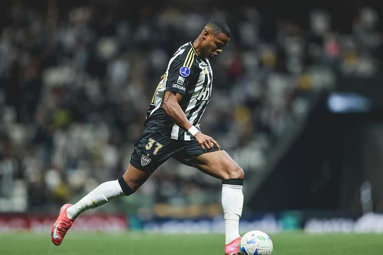 J&uacute;nior Santos fez poucos pelo Atl&eacute;tico &ndash;