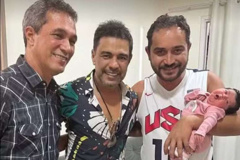 Famosos que se tornaram av&oacute;s antes dos 50 anos