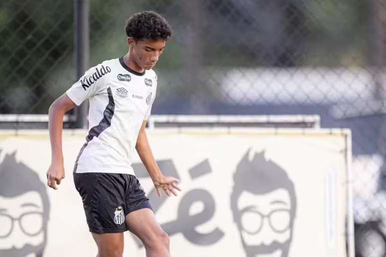 Jogador se reapresentou ap&oacute;s impasse dentro da equipe &ndash;