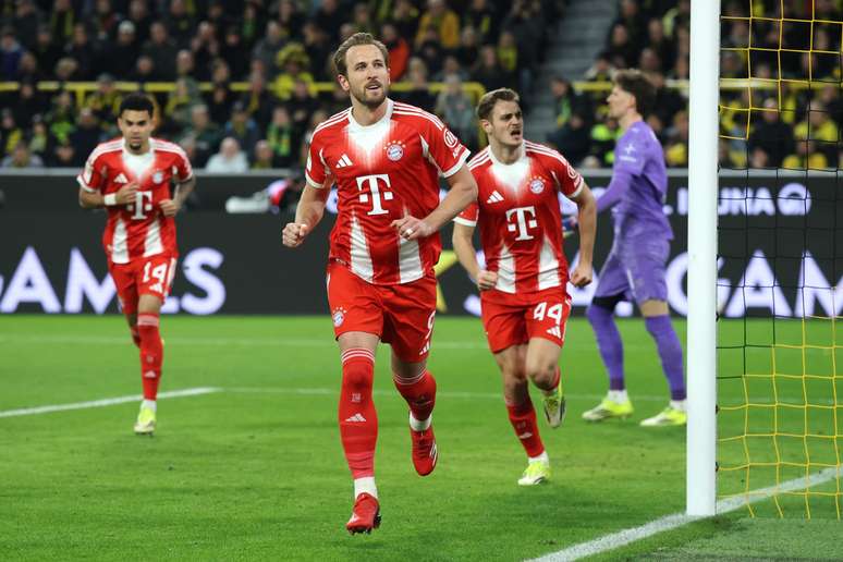 Harry Kane comemorando um gol pelo Bayern de Munique 