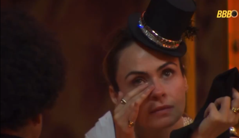 Ana Paula se emociona e pensa em desistir do BBB 26