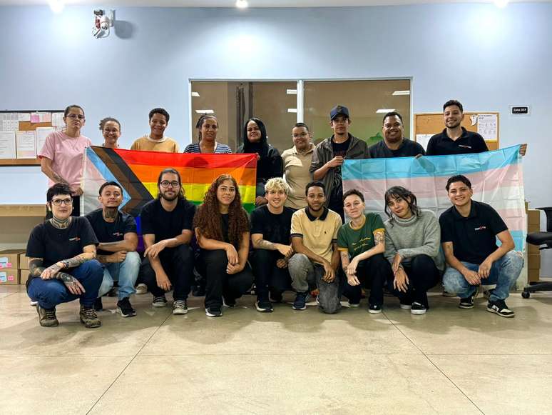 Empresa tamb&eacute;m se tornou um espa&ccedil;o de trabalho pensado para pessoas da comunidade LGBTQIA+, especialmente homens trans