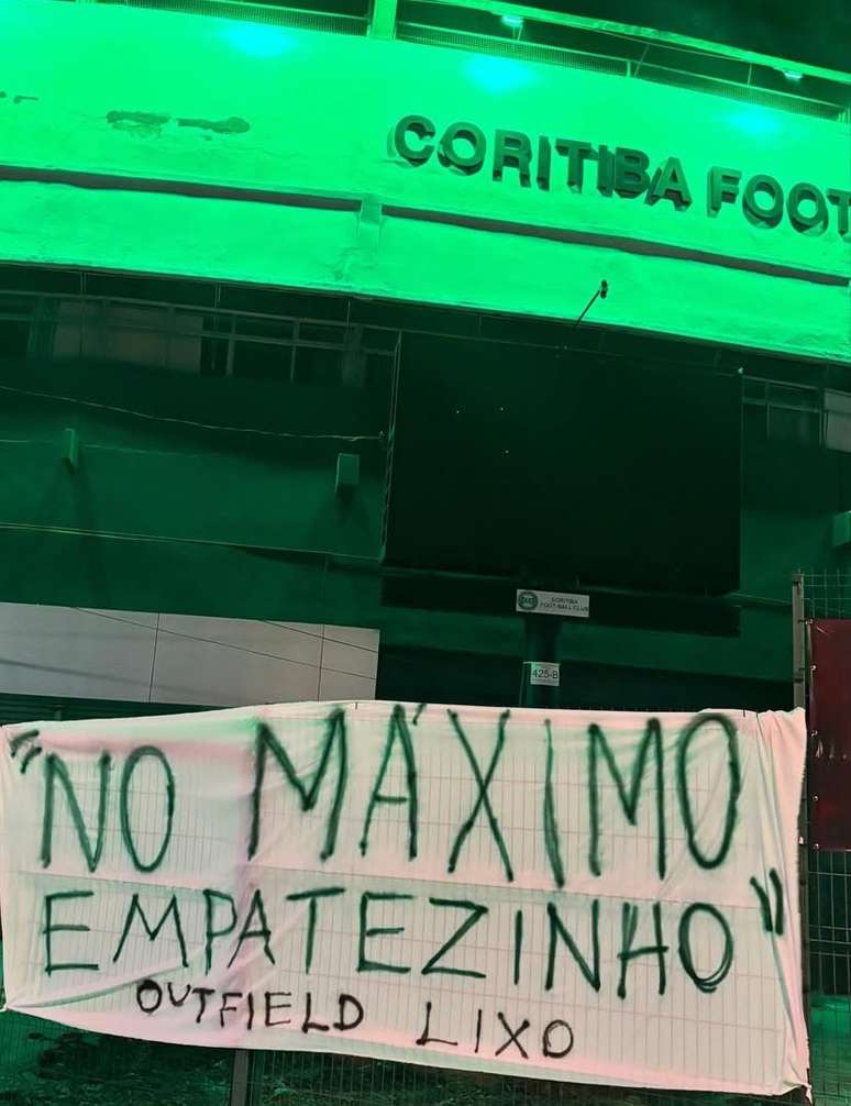 Torcedores relembram fala de CEO do Coritiba e fazem cr&iacute;tica 