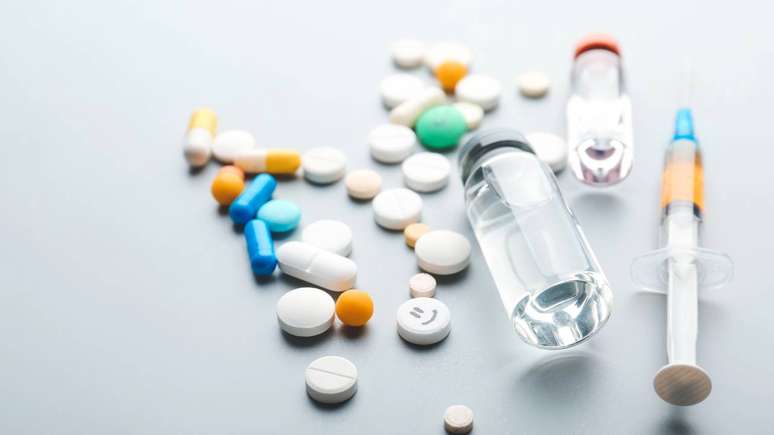 Na maior parte das situa&ccedil;&otilde;es, a acatisia medicamentosa associa&ndash;se ao uso de psicof&aacute;rmacos, como alguns tipos de antidepressivos e antipsic&oacute;ticos. &ndash; depositphotos.com / serezniy