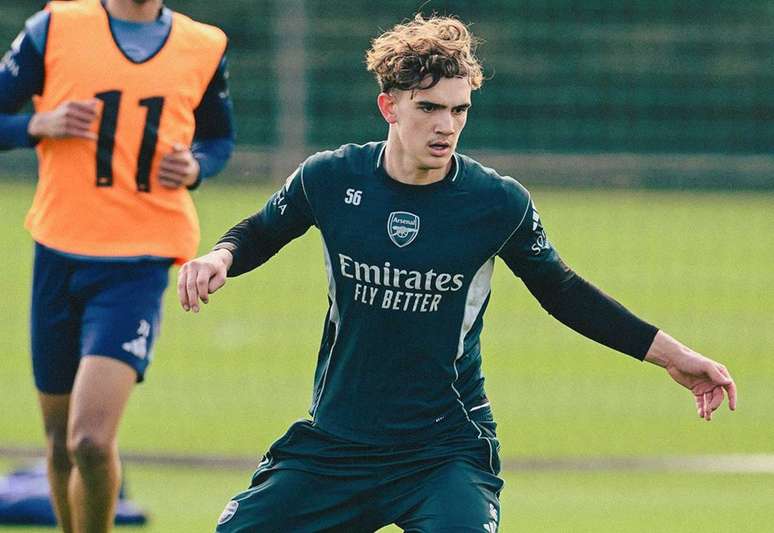 Maior campe&atilde;o da Copa da Inglaterra, o Arsenal carrega o favoritismo contra o Mansfield &ndash;