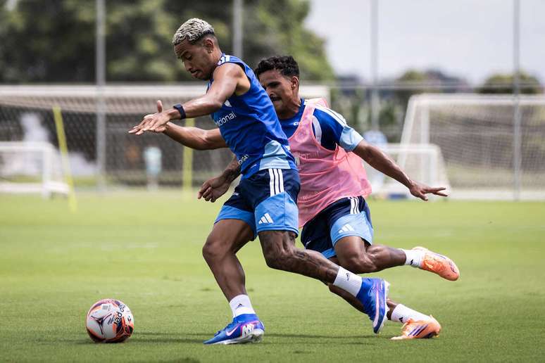 Matheus Pereira &eacute; um dos destaques da Raposa &ndash;