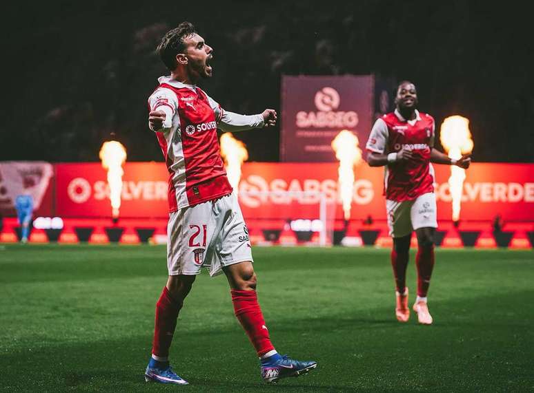 Ricardo Horta comemora o seu gol no empate entre Braga e Sporting, pelo Campeonato Portugu&ecirc;s &ndash;