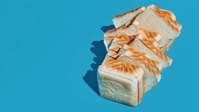 Muitos alimentos vendidos nos supermercados incluem emulsificantes para estender seu prazo de validade