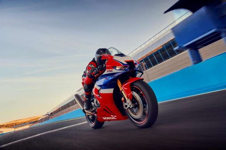 Honda CBR1000RR-R Fireblade SP 2026