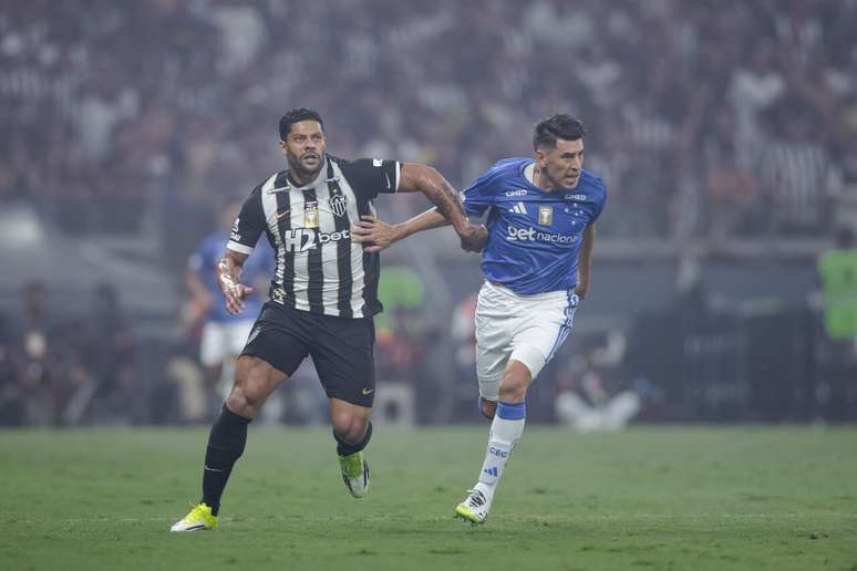 Galo de Hulk mostrou quase nada diante do Cruzeiro &ndash;