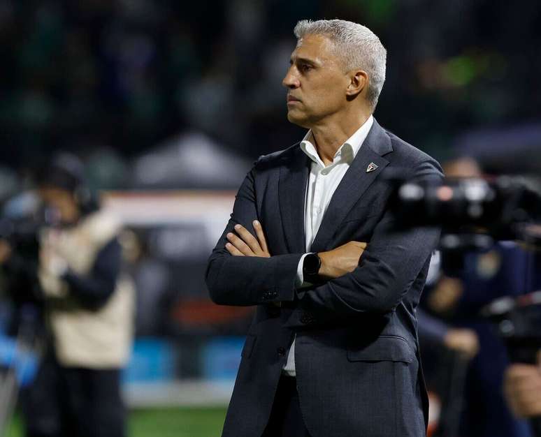 Crespo deixa o S&atilde;o Paulo ap&oacute;s fim do Campeonato Paulista &ndash;