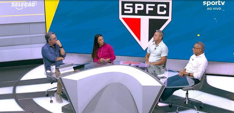 Equipe do 'Sele&ccedil;&atilde;o sportv' desta segunda-feira, 9, com Lino, Ana Tha&iacute;s Matos, Paulo Nunes e PC Vasconcellos