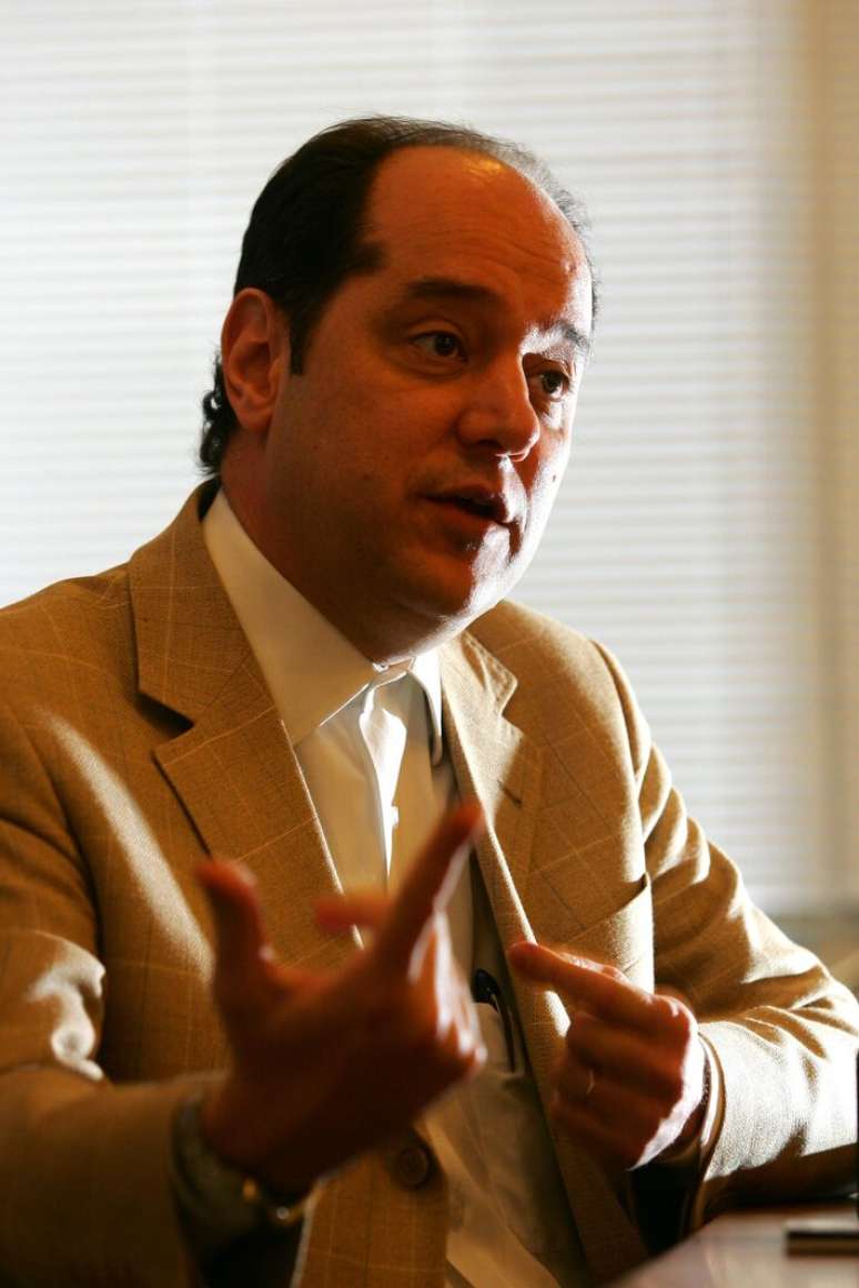 Eug&ecirc;nio Bucci comandou a Radiobr&aacute;s no primeiro mandato de Lula - 07/12/2007