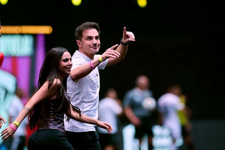 Falc&atilde;o marcou seu primeiro gol como presidente do Nyvelados &ndash;