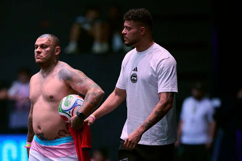 Toguro j&aacute; apareceu como presidente do Fluxo na primeira rodada &ndash;