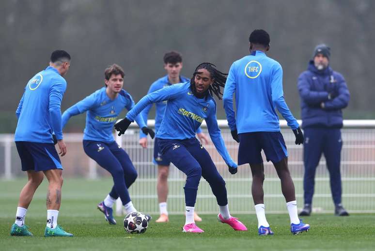 Spurs est&atilde;o amea&ccedil;ados de rebaixamento na Premier League &ndash;