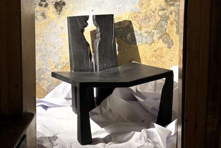 M&oacute;vel na mostra 'Imperman&ecirc;ncia'