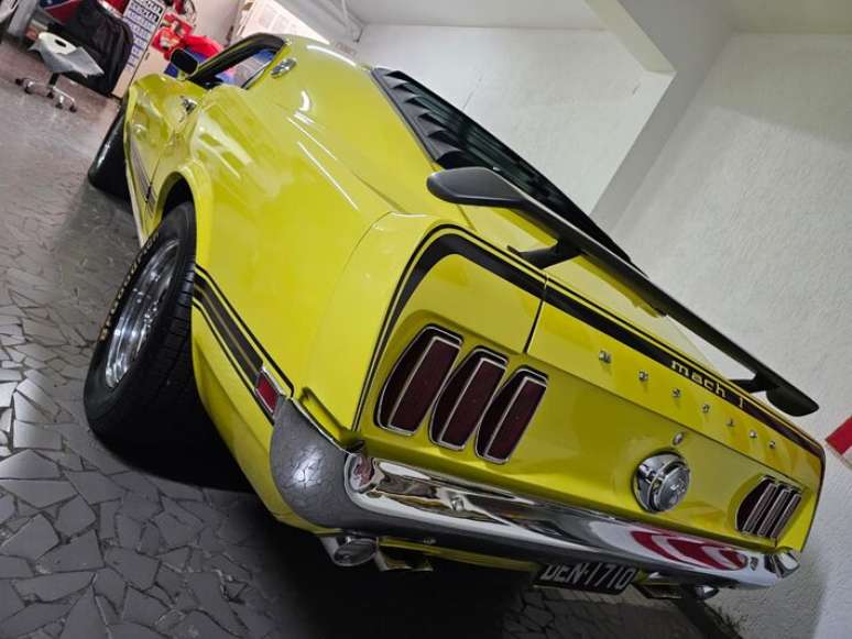Mustang Mach One - traseira