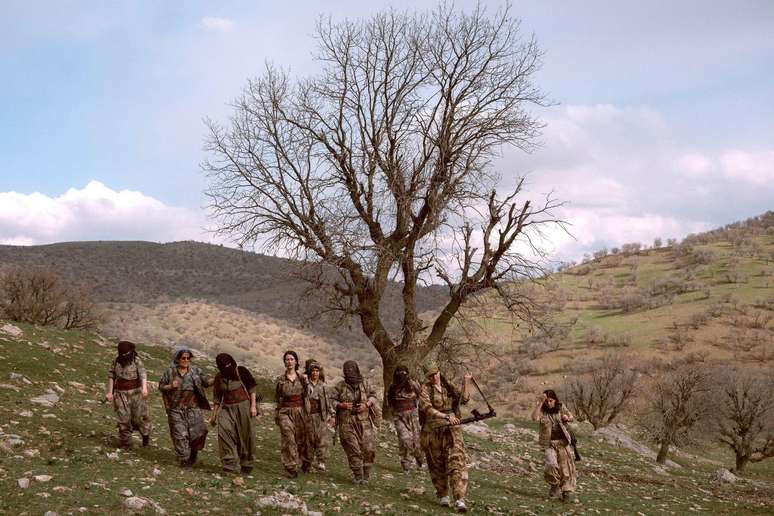 Embora as combatentes estejam treinando para o combate, elas esperam n&atilde;o ter que enfrentar uma guerra civil