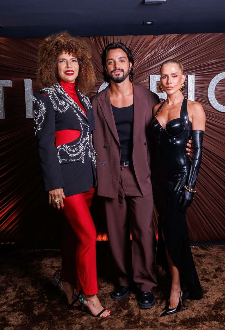 Vanessa da Mata, Rodrigo Simas e Deborah Secco (Fotos: Clayton Felizardo/Brazil News)