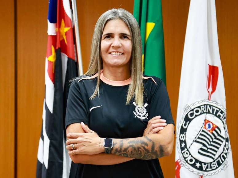 Emily Lima faz seu primeiro jogo como t&eacute;cnica do Corinthians &ndash;