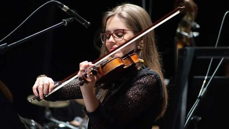 Ligada &agrave; Assembleia de Deus, Otielen Luz come&ccedil;ou no teclado aos 7 anos de idade