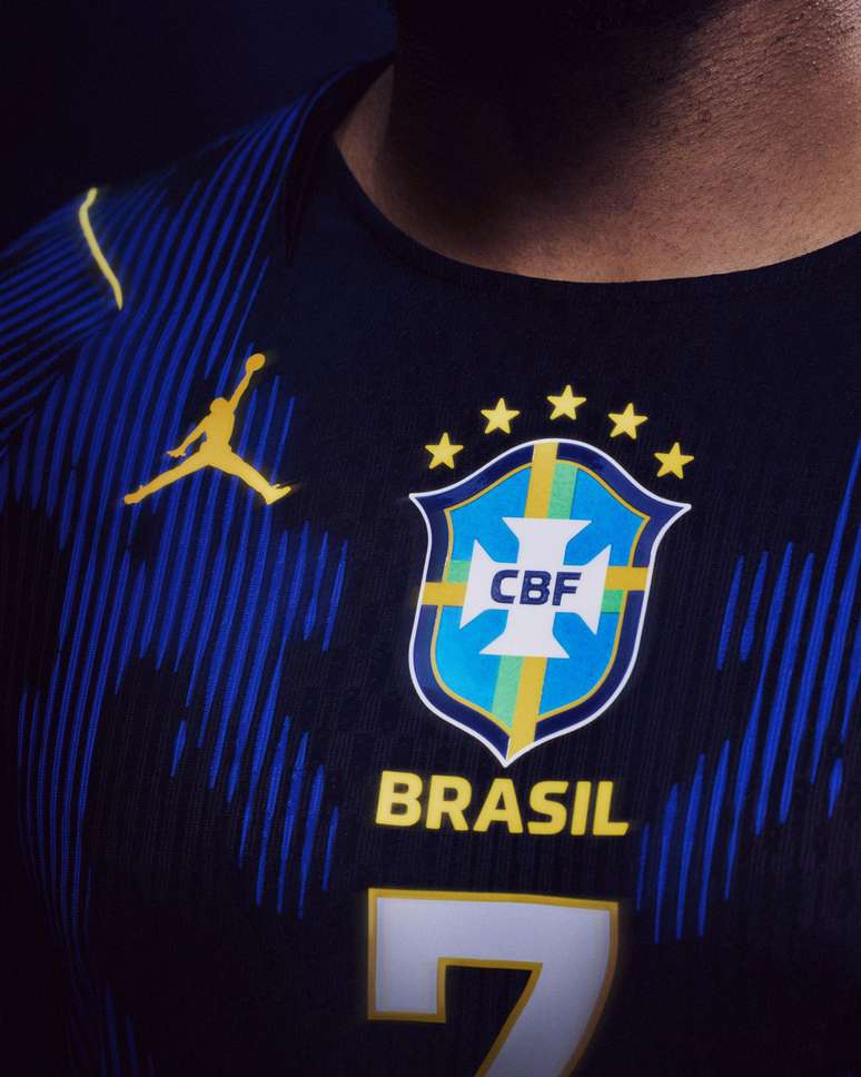 Nova camisa da Sele&ccedil;&atilde;o Brasileira