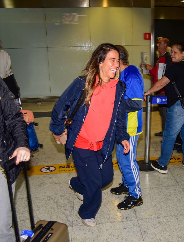 Mi&aacute; Mello estava presa no Catar desde o dia 28 de fevereiro