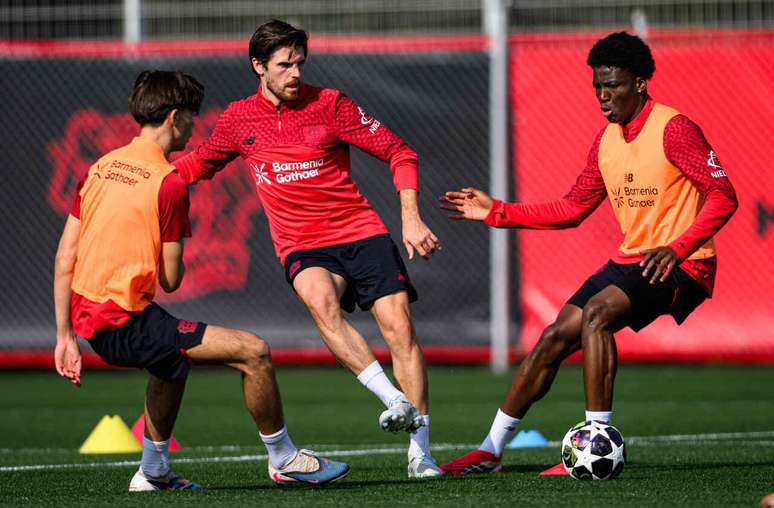 Leverkusen vai em busca da recupera&ccedil;&atilde;o na Bundesliga &ndash;