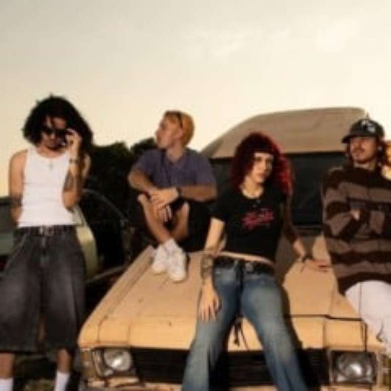 jonabug, em photoshoot feito por Renato Lo (@renatoallan.lo)