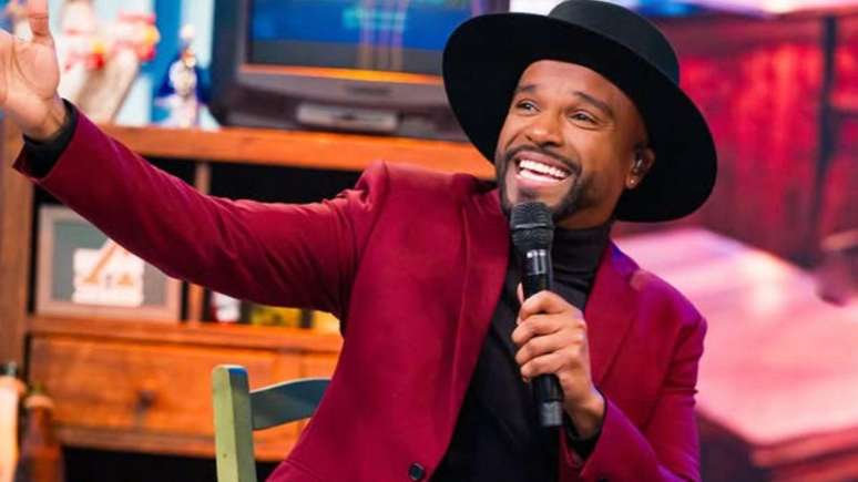 అలెగ్జాండర్ పైర్స్ టోకాంటిన్స్‌లో వ్యవసాయ క్షేత్రాన్ని కొనుగోలు చేసిన తర్వాత అగ్రిబిజినెస్‌ను లక్ష్యంగా చేసుకున్నాడు