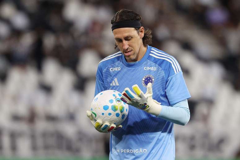 C&aacute;ssio sofre grave les&atilde;o e est&aacute; fora dos pr&oacute;ximos jogos do Cruzeiro 