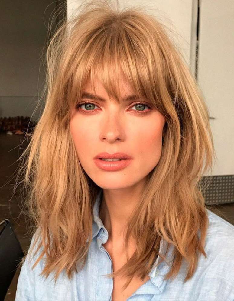 మెస్సీ హెయిర్ సెమ్ బేబీలిస్ » లుక్‌ని దొంగిలించండి