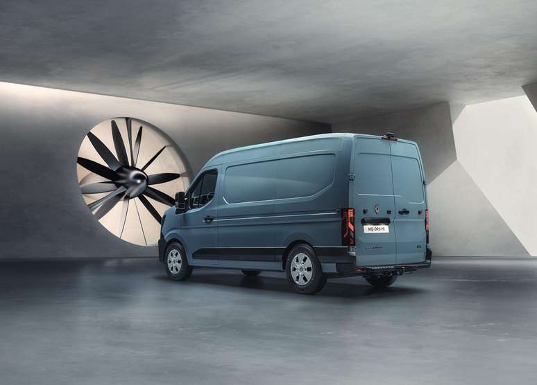 Renault Master 2027