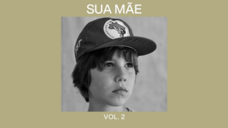 Salvador Moura na capa do disco da banda Sua M&atilde;e