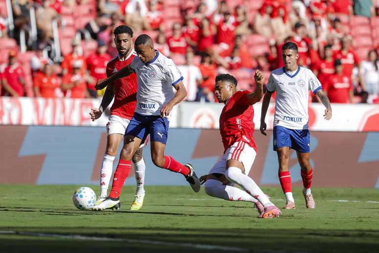 Internacional perdeu para o Bahia dentro do Beira-Rio &ndash;