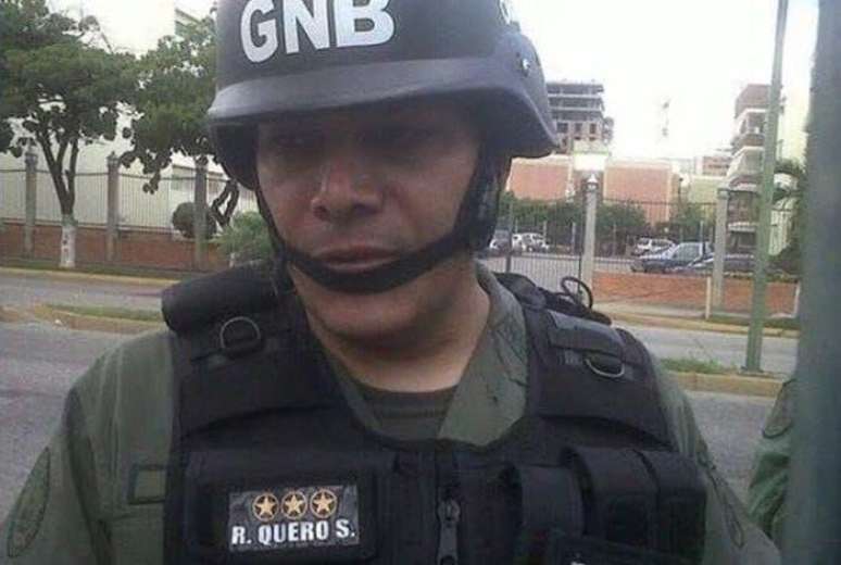 Rafael Quero Silva com seu uniforme da Guarda Nacional Bolivariana, durante os anos de repress&atilde;o de protestos