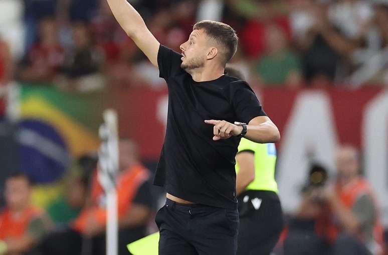 Martin Anselmi em a&ccedil;&atilde;o na derrota do Botafogo para o Flamengo.&nbsp;